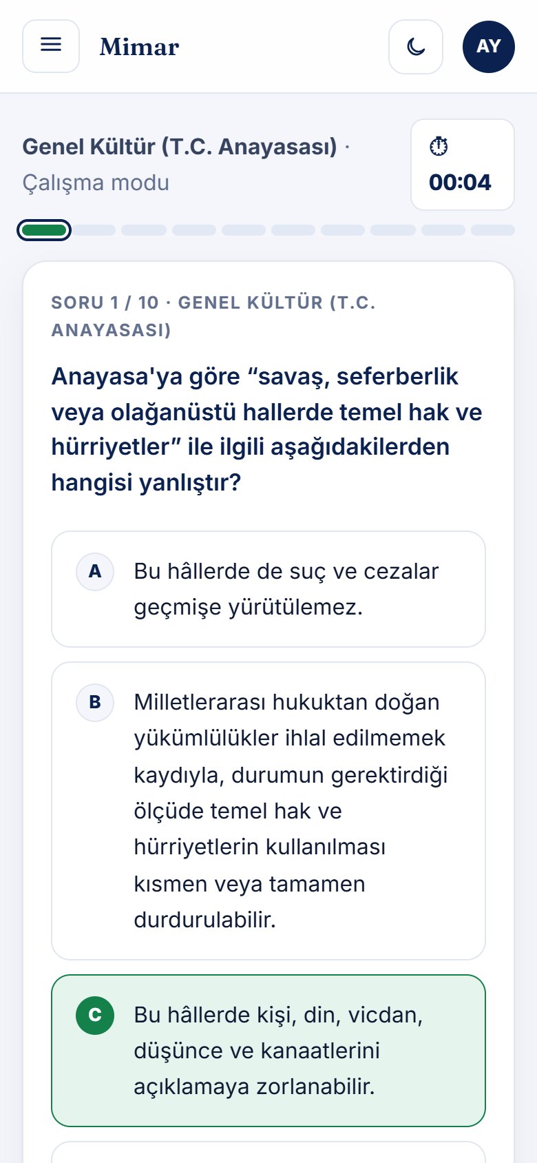 Kamu Akademi panelinin telefondaki soru çözme ekranı